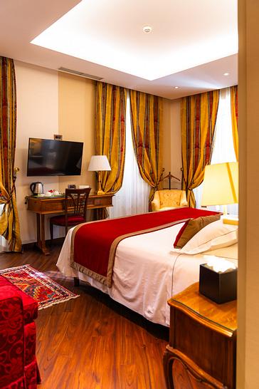 Hotel Nazionale | Rome