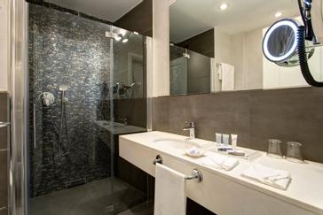 Hotel Nazionale | Rome | hotel-nazionale-classic-room-1