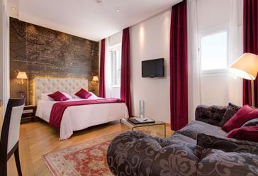 hotel-nazionale-deluxe-room-13