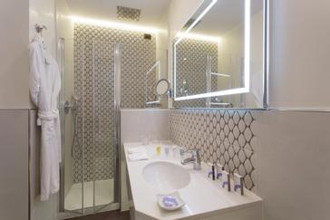 Hotel Nazionale | Rome | hotel nazionale superior room details